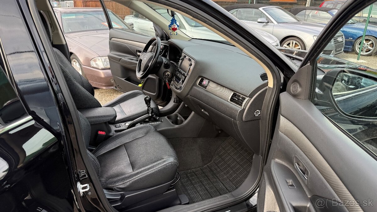 Mitsubishi Outlander 2.2 DI-D Intense - 9