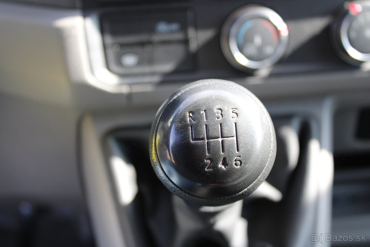 Volkswagen CRAFTER, 2022, HYDRAULICKÉ ČELO - 9