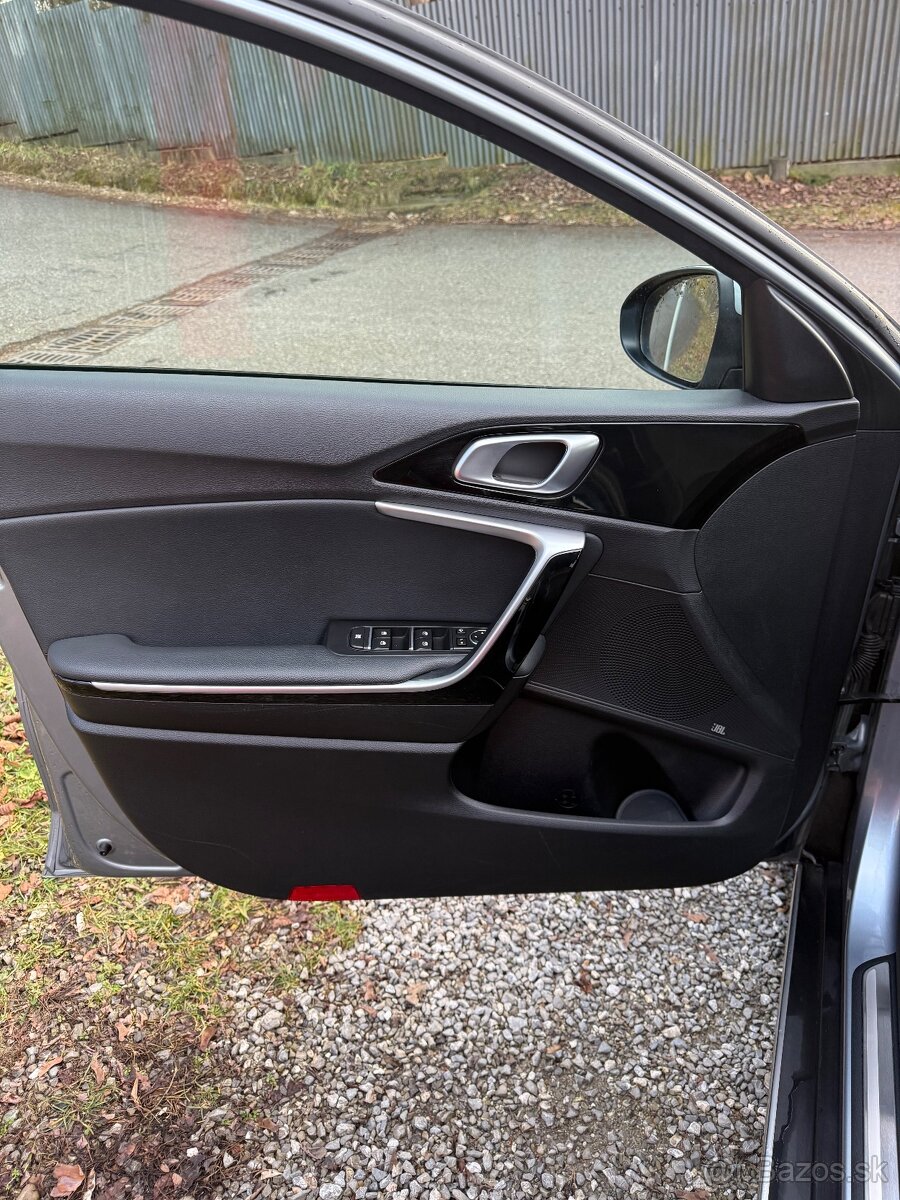 Kia XCeed 1.6 CRDI 100kw Virtual Cokcpit,Navi,KAMERA,2020 - 9