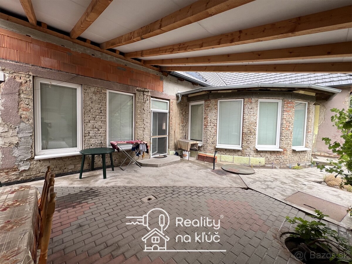 Na predaj dva rodinné domy nachádzajúce sa na jednom pozemku - 9