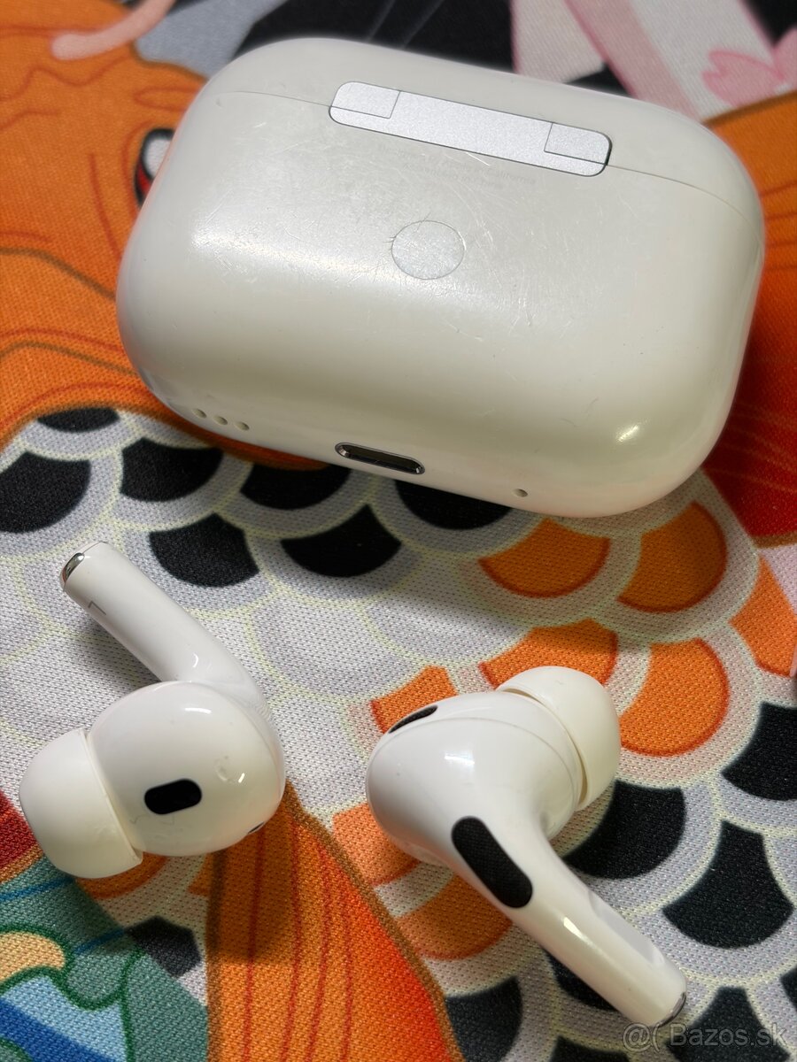 Apple AirPods Pro 2 Lightning originál - 9