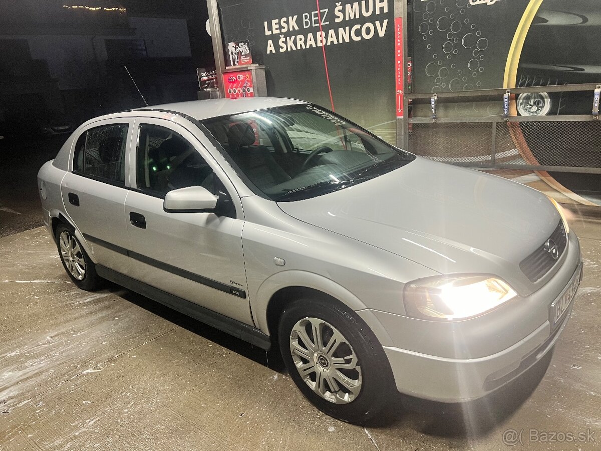 Opel Astra - 9