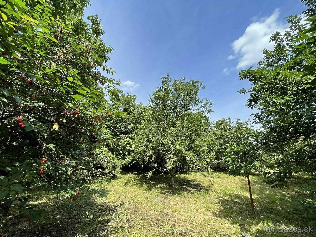 starší RD s pozemkom a garážou v Gbeloch-len u nás - 9