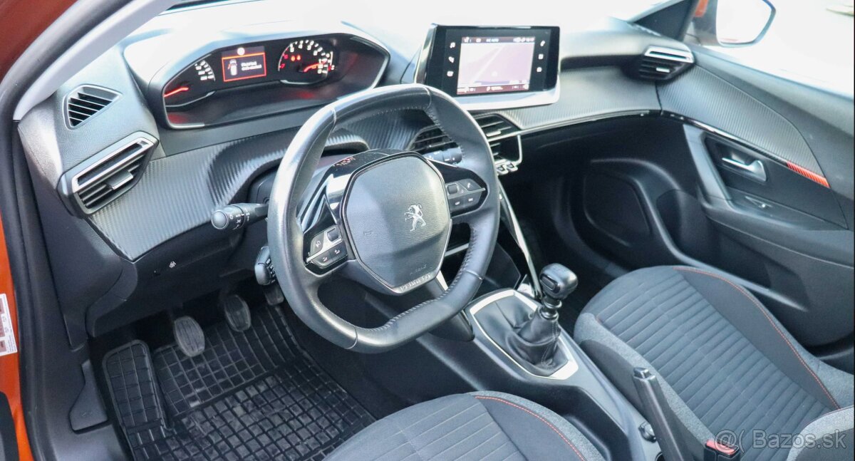 Peugeot 2008 1.2 PureTech 100 Active s DPH - 9