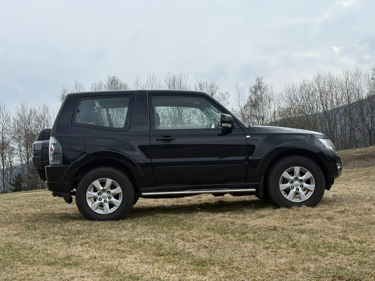 Pajero 3,2 DI-D,5 A/T, Invite 3dv. - 9