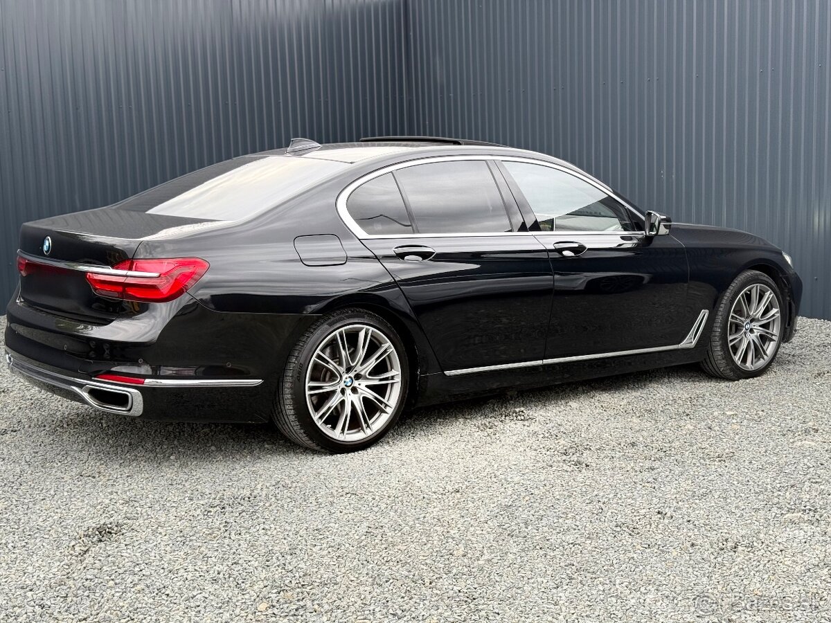 znizena cenaBMW 730xD 2017 G11 - 9