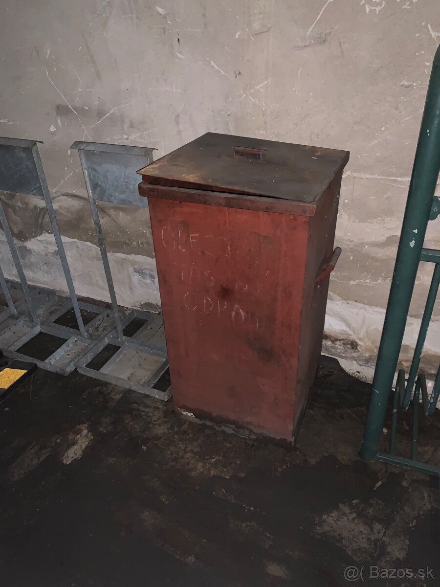 satnikove skrine regal ponk hutnicky material - 9