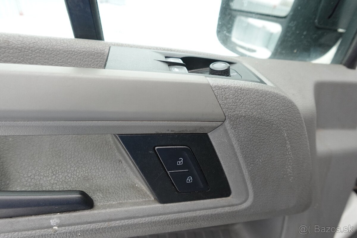 VW CRAFTER L3H3 2.0TDI KLIMA - 9