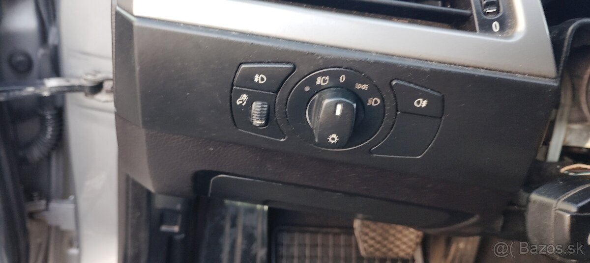 Predám BMW E60 525d 130kw - 9