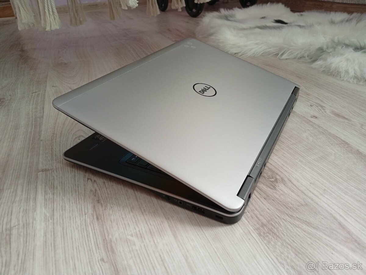 Predám notebook Dell E7440 - 9