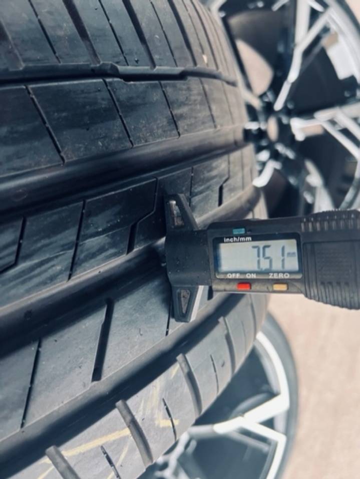 2. Alu sada AUDI A6 A7 A8 C7 C8 R21– letné Top - 9