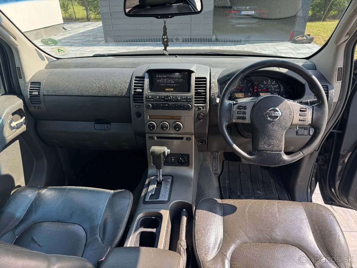Nissan Navara d40/automat dovoz gb - 9