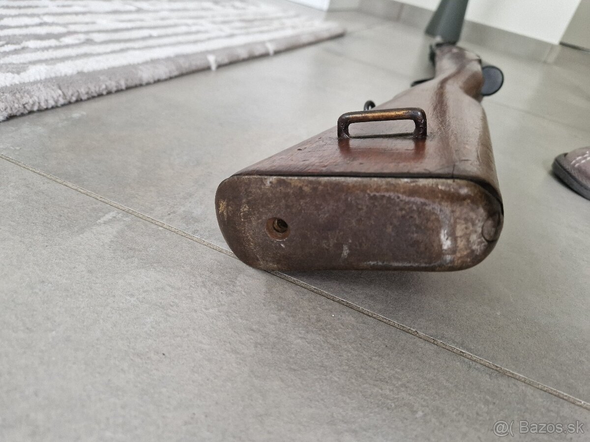 Puška len ako dekoracia Pozrite si fotky - 9