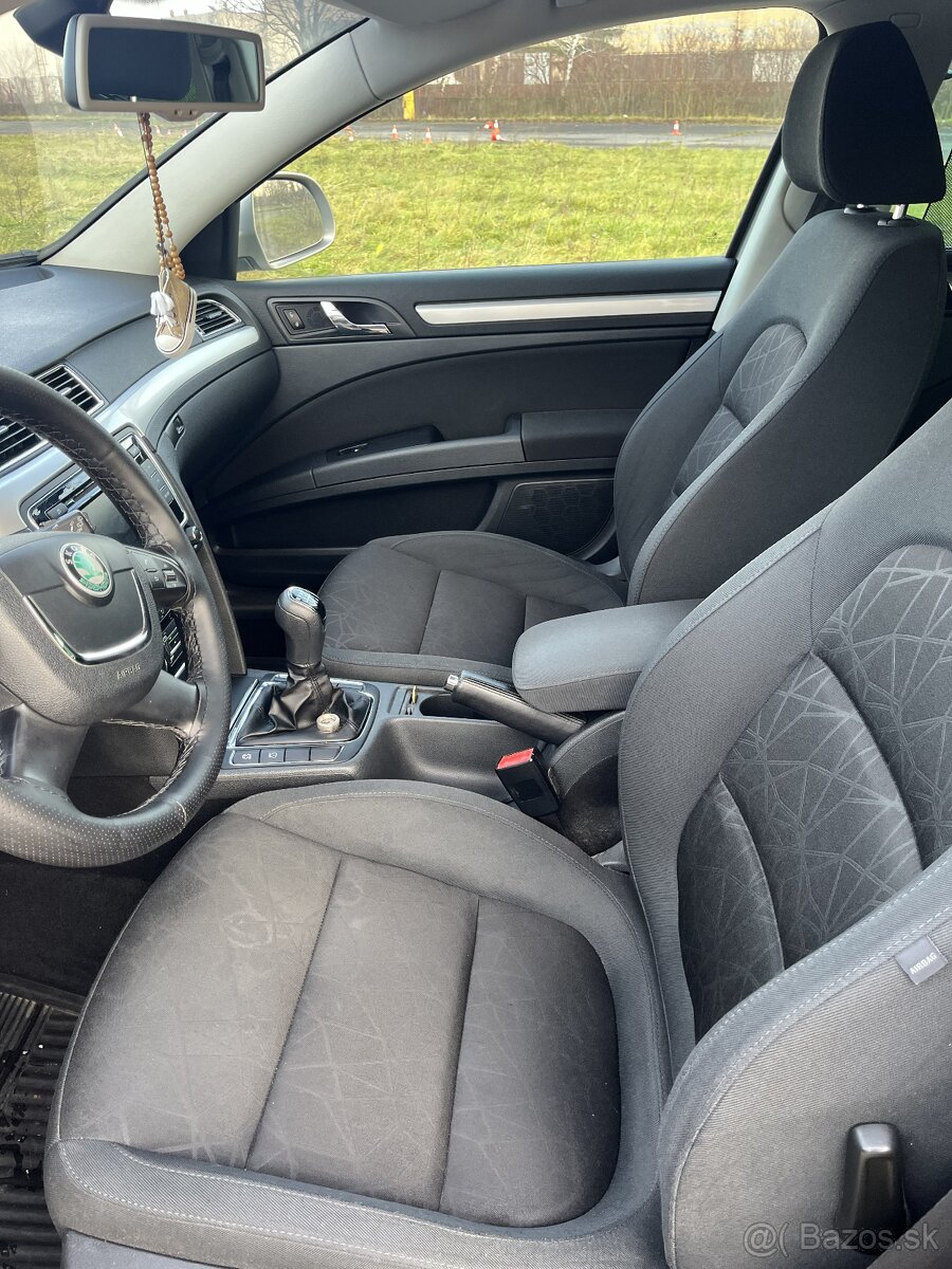 Skoda Superb 2.0 TDI - 9