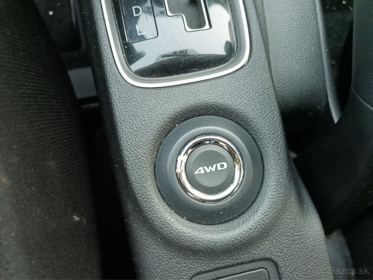 MITSUBISHI OUTLANDER - NA PREDAJ - 9