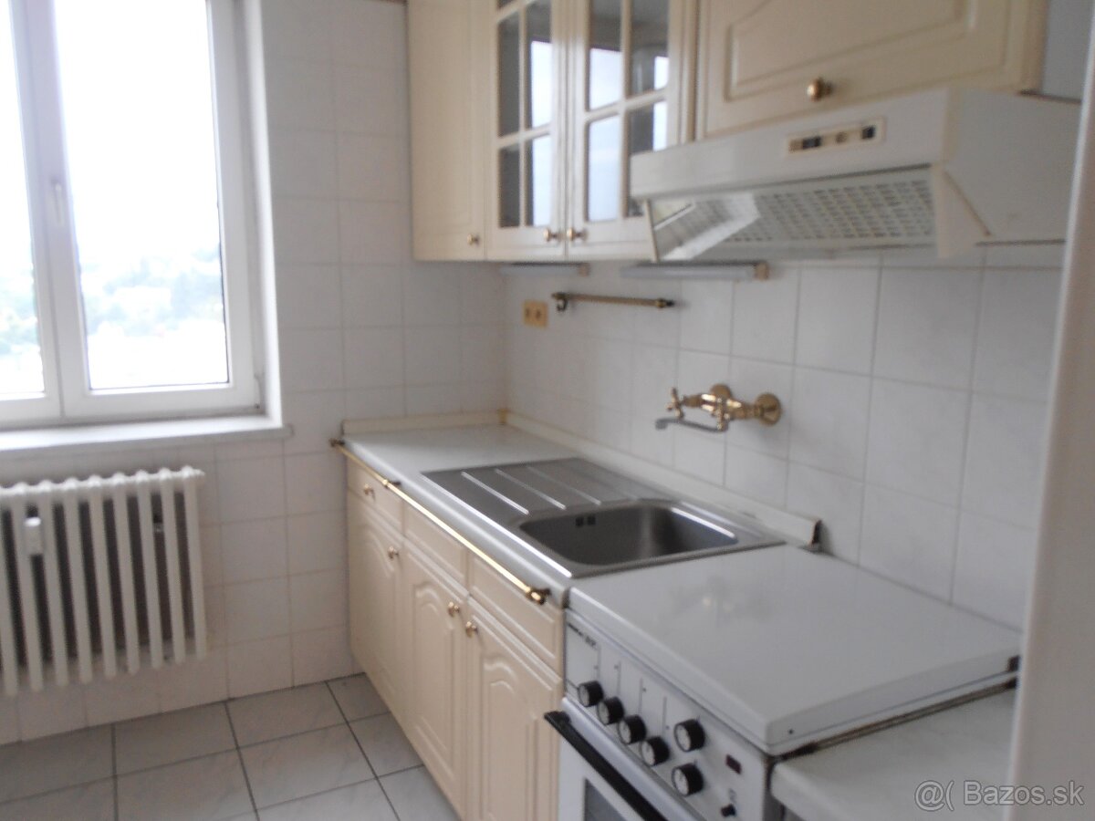 Prenájom 2 izb. bytu v BA I s parkovaním bezplatne - 9
