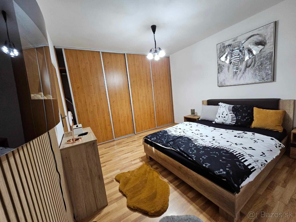 Prenajom 1,5 izbovy byt - 9