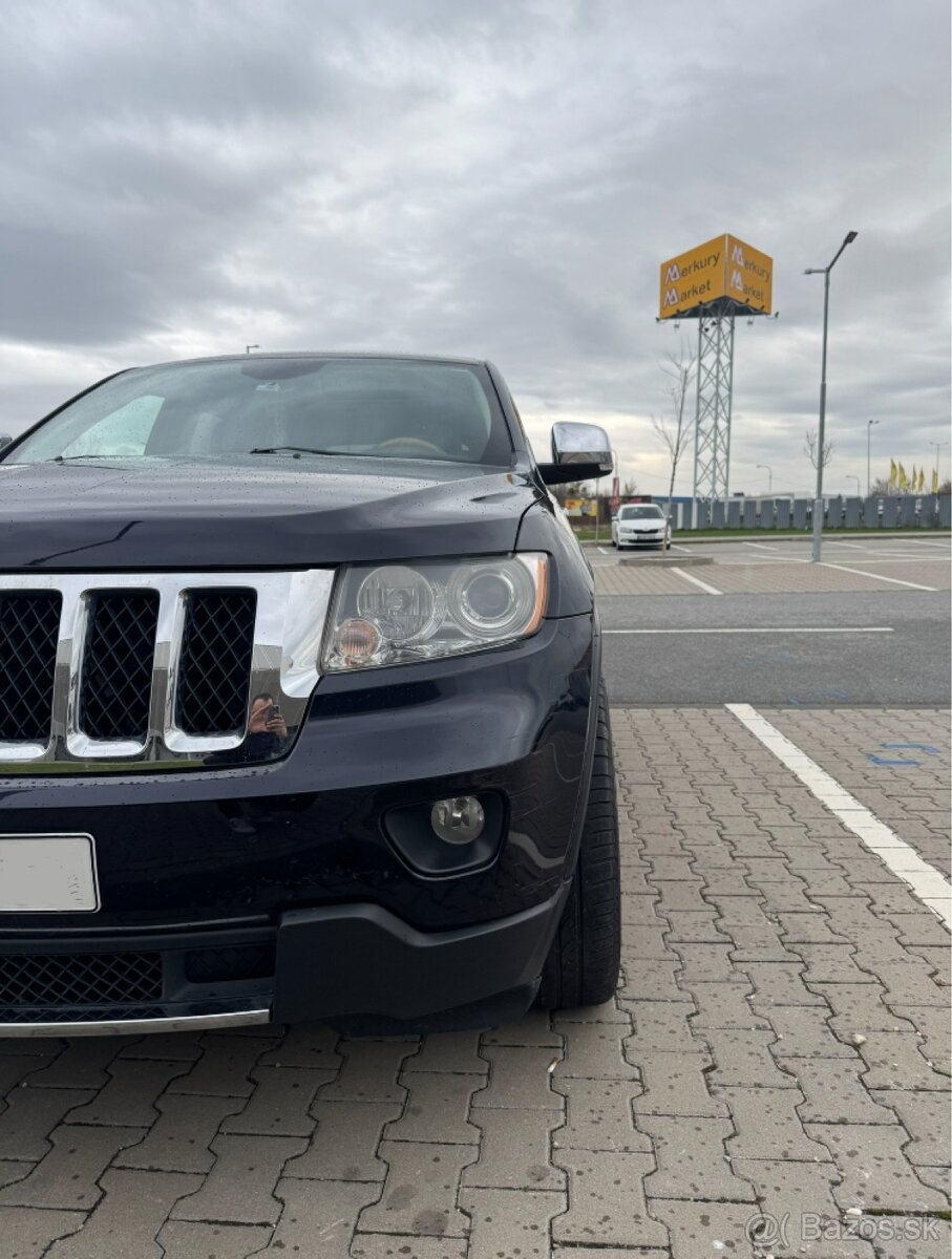 Jeep Grand Cherokee 5.7 HEMI - 9
