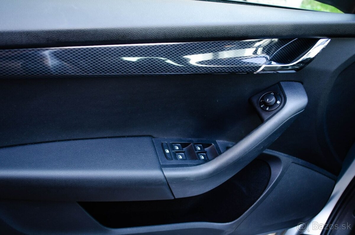 Škoda Octavia 3 Combi 2.0 TDI DPF RS DSG - 9