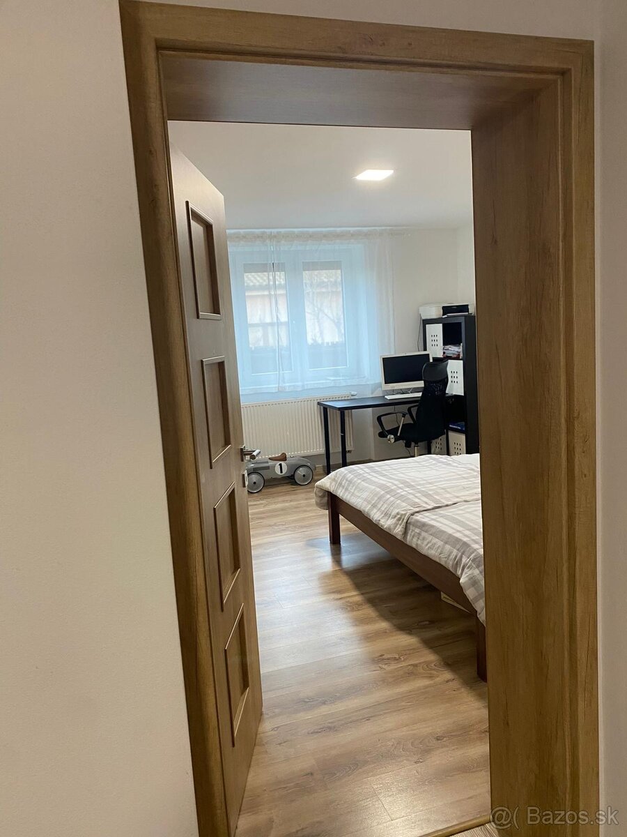 DOM 3IZBOVY DUNAJSKA LUZNA - 9