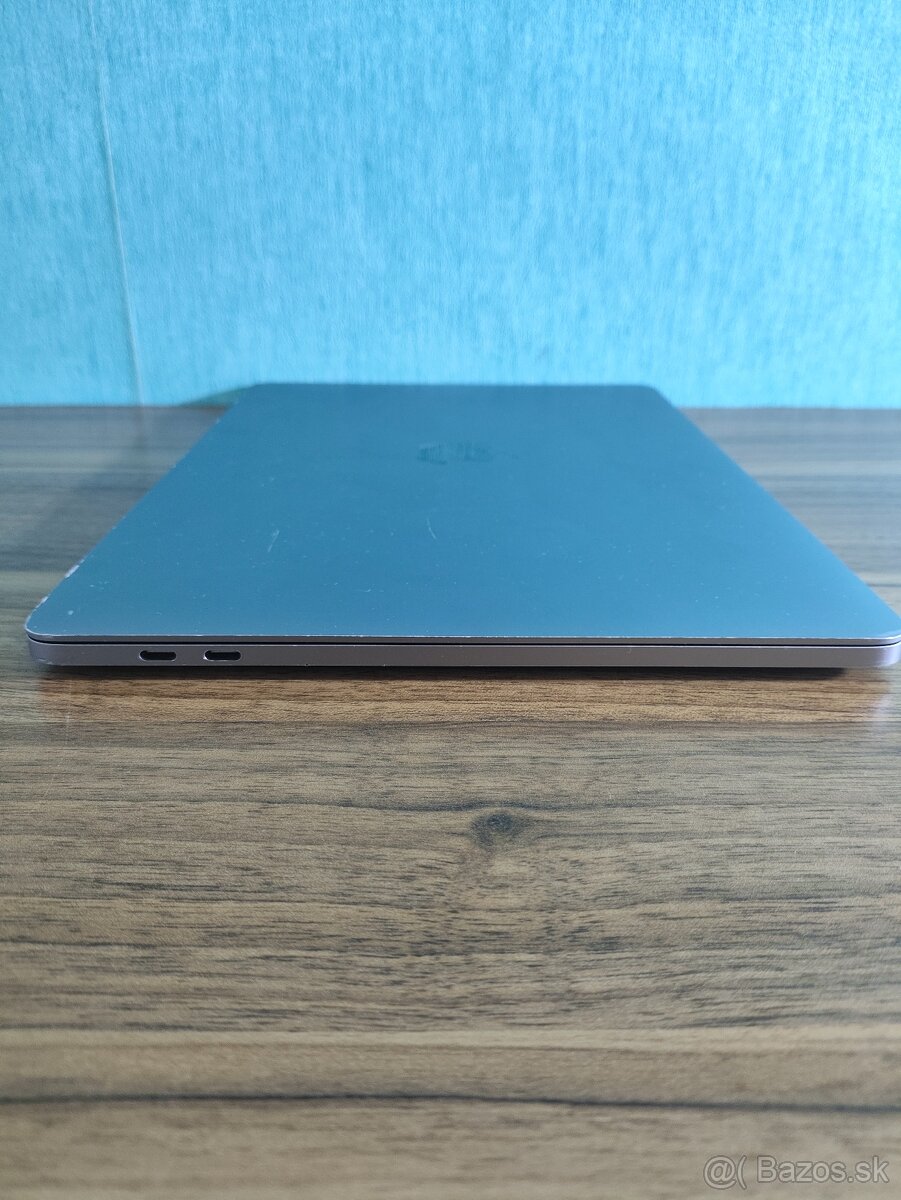 Apple MacBook Pro 13" Touch Bar | i5 • 8GB RAM • 256GB SSD - 9