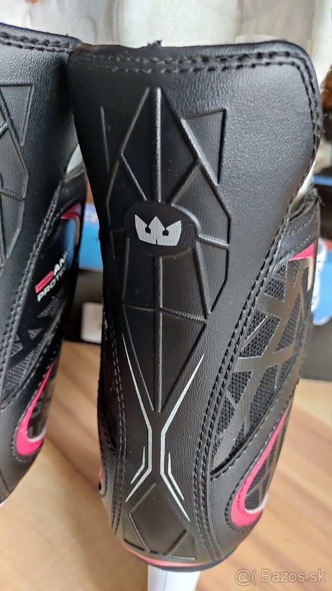 KORČULE NA ĽAD - 9