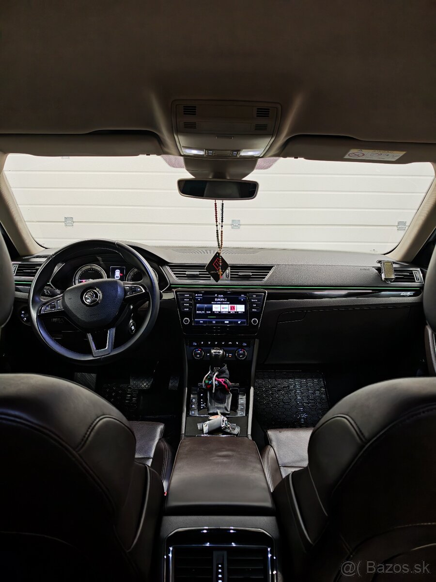 Škoda Superb combi 2.0tdi 4x4 - 9