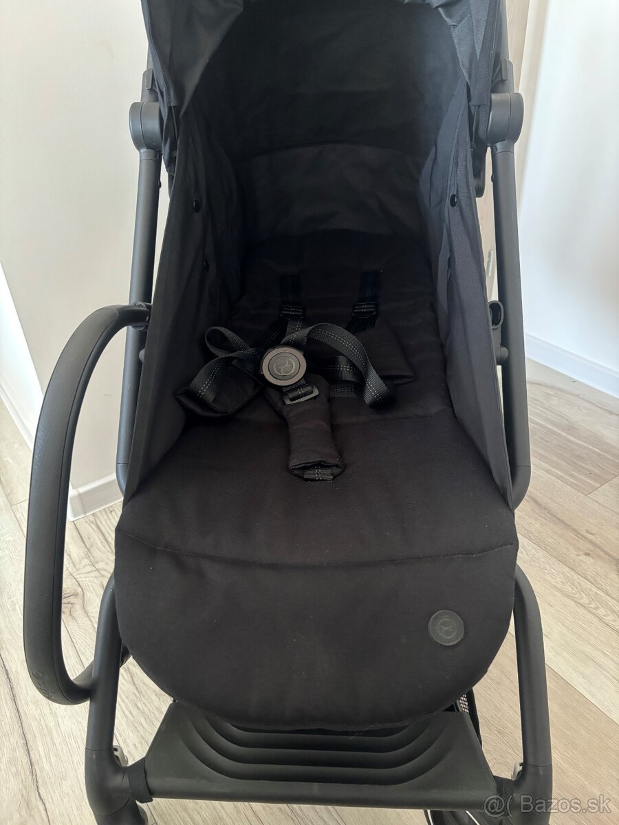 Cybex Eezy S+2 - 9