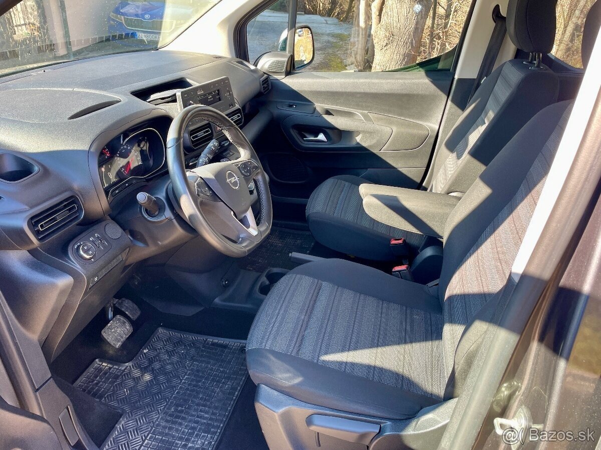 Opel Combo Life 1.2 96KW AT8 - 9