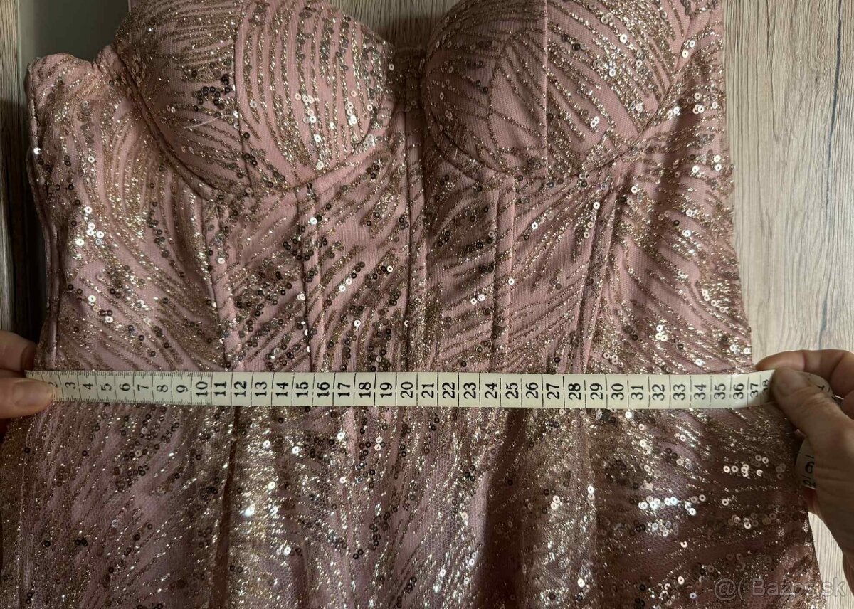 Saty na stužkovú, spoločenské ṣ̌aty - 9