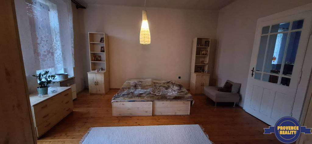 PREDAJ: Rodinný dom s pozemkom - BÚČ, EXKLUZÍVNE - 9