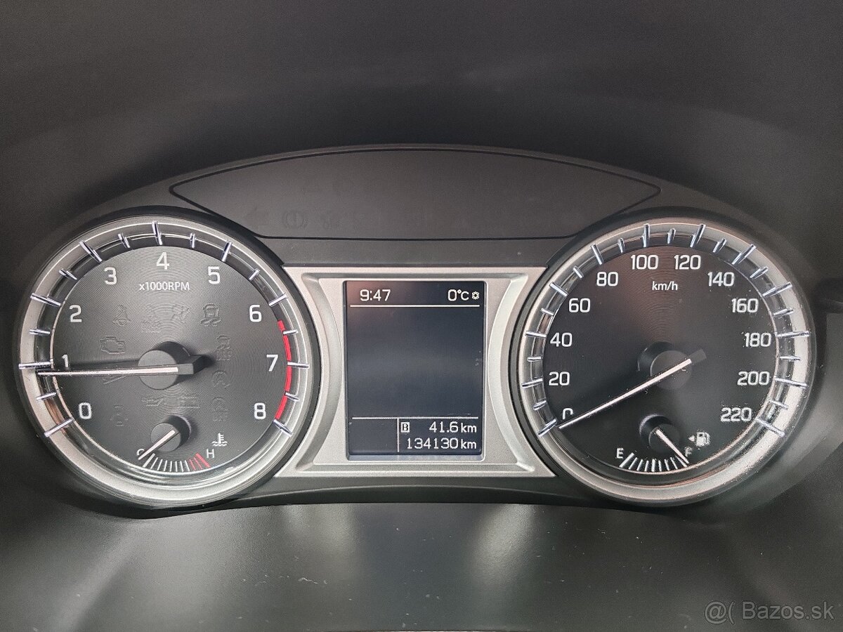 Suzuki vitara 1.6 - 9