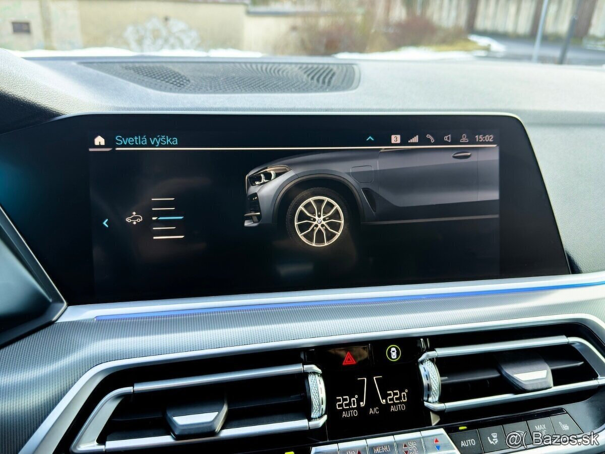 BMW X5 xDrive 45e PHEV • Nebúrané • Servis len BMW • - 9