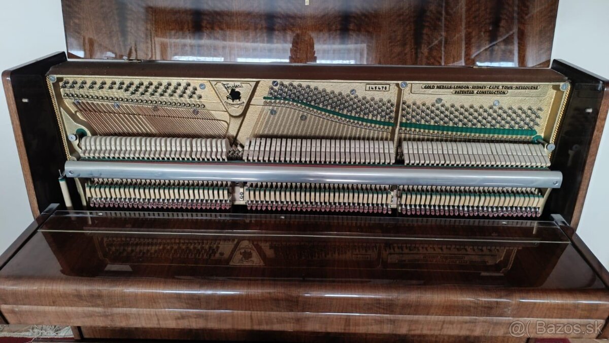 Pianíno August Förster - 9