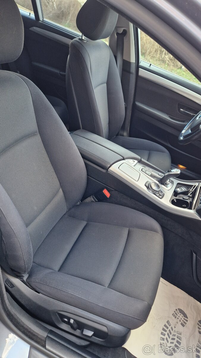 BMW Rad 5 Touring 530d xDrive BIXENON NAVI - 9