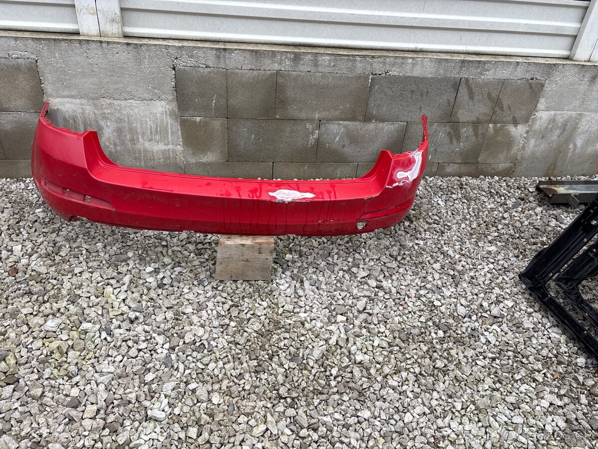 Octavia 3 naraznik maska lišta svetlo - 9