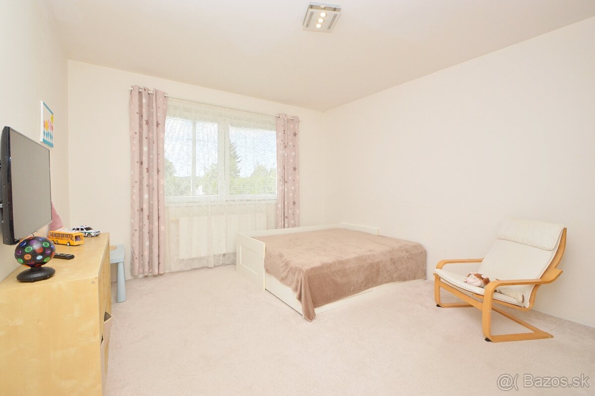 Predaj 5i rodinný dom s 1483 m2 pozemkom,pivnica, Dunakiliti - 9