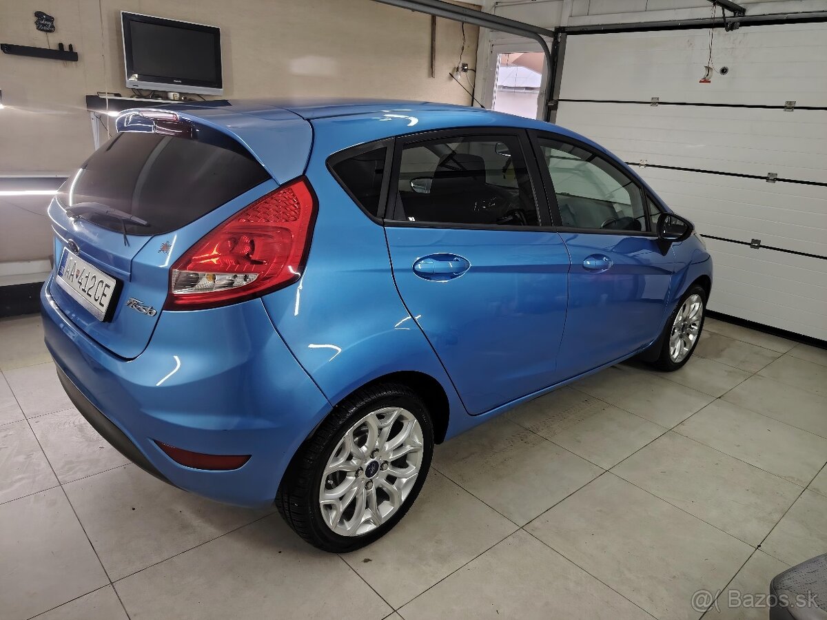 Ford Fiesta - 9