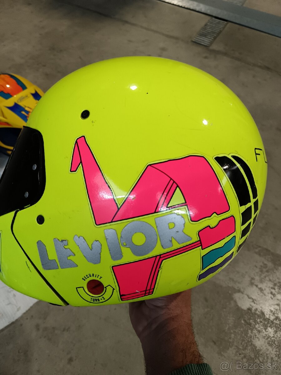 Prilba na predaj - 9