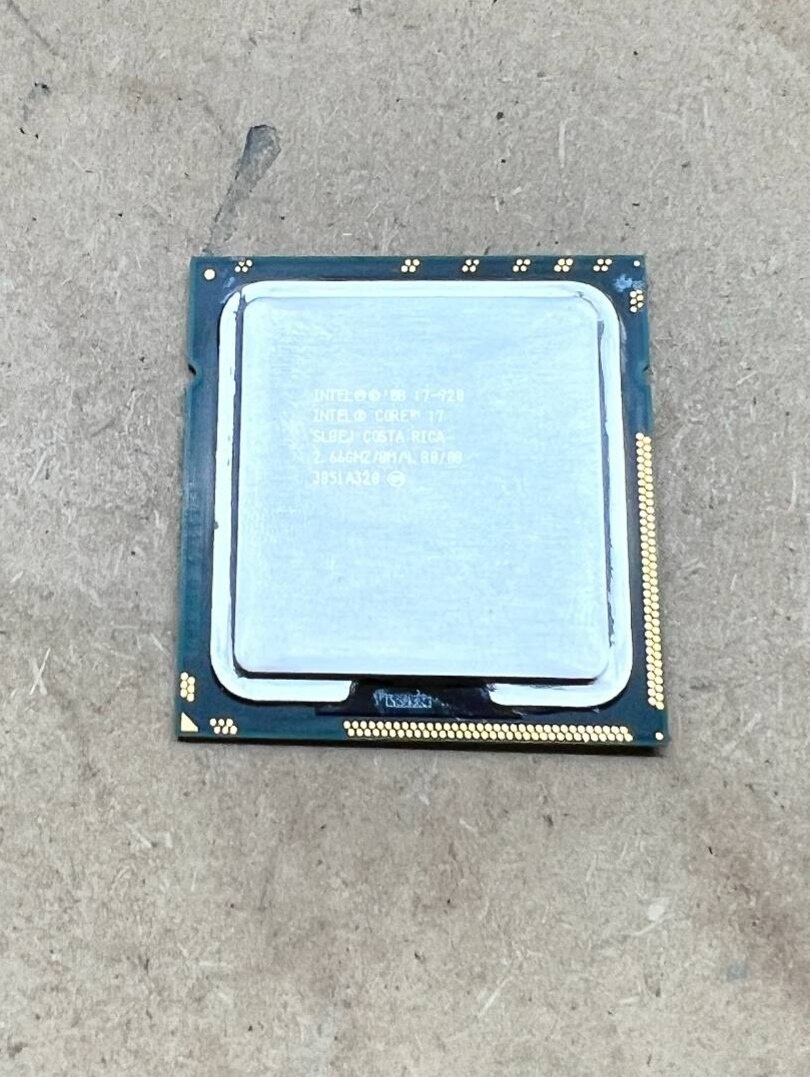 Predám procesory G3250 / i3-2100 / Xeon / i3-4130 - 9