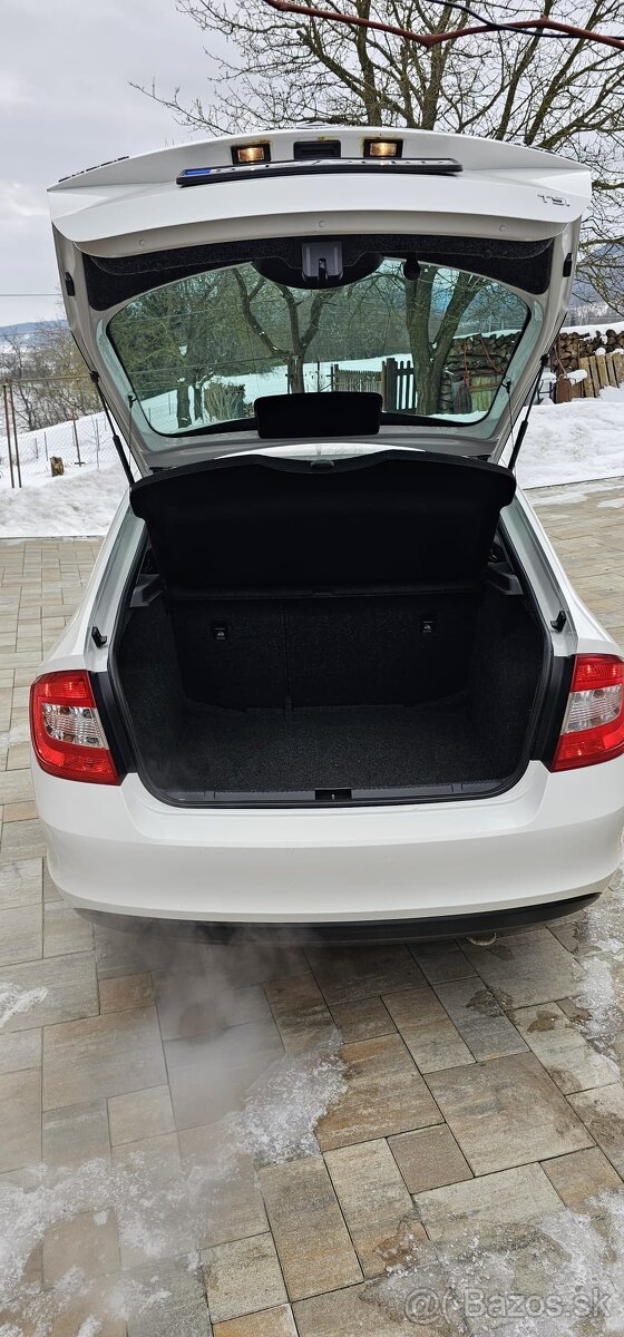 Škoda Rapid 1.2 TSI 2012 - 9