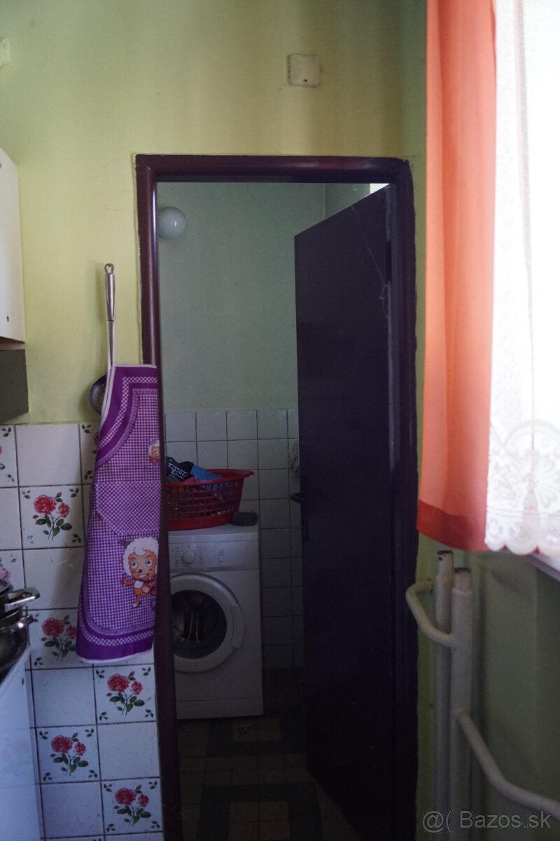 Predám 4-izbový byt v Sečovciach – pôvodný stav - 9