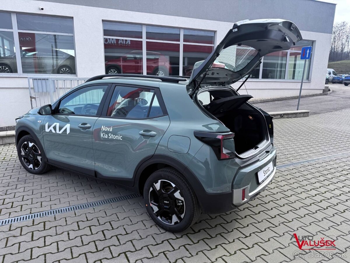 Kia STONIC 2026 1,0 T-GDi M6 SILVER + SILVER PACK - 9