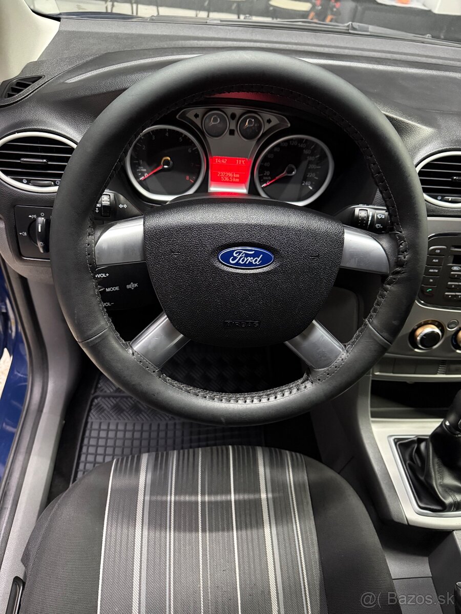 Predám Ford Focus combi 2 facelift - 9