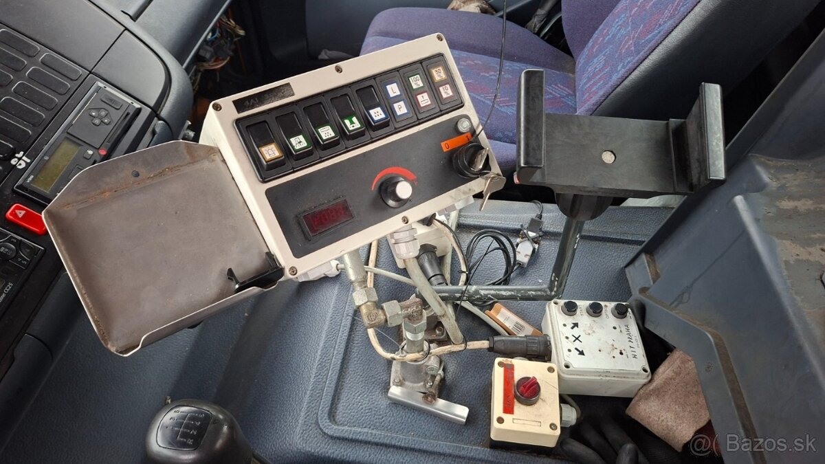 MB ATEGO 1828 AK 4X4 - 9