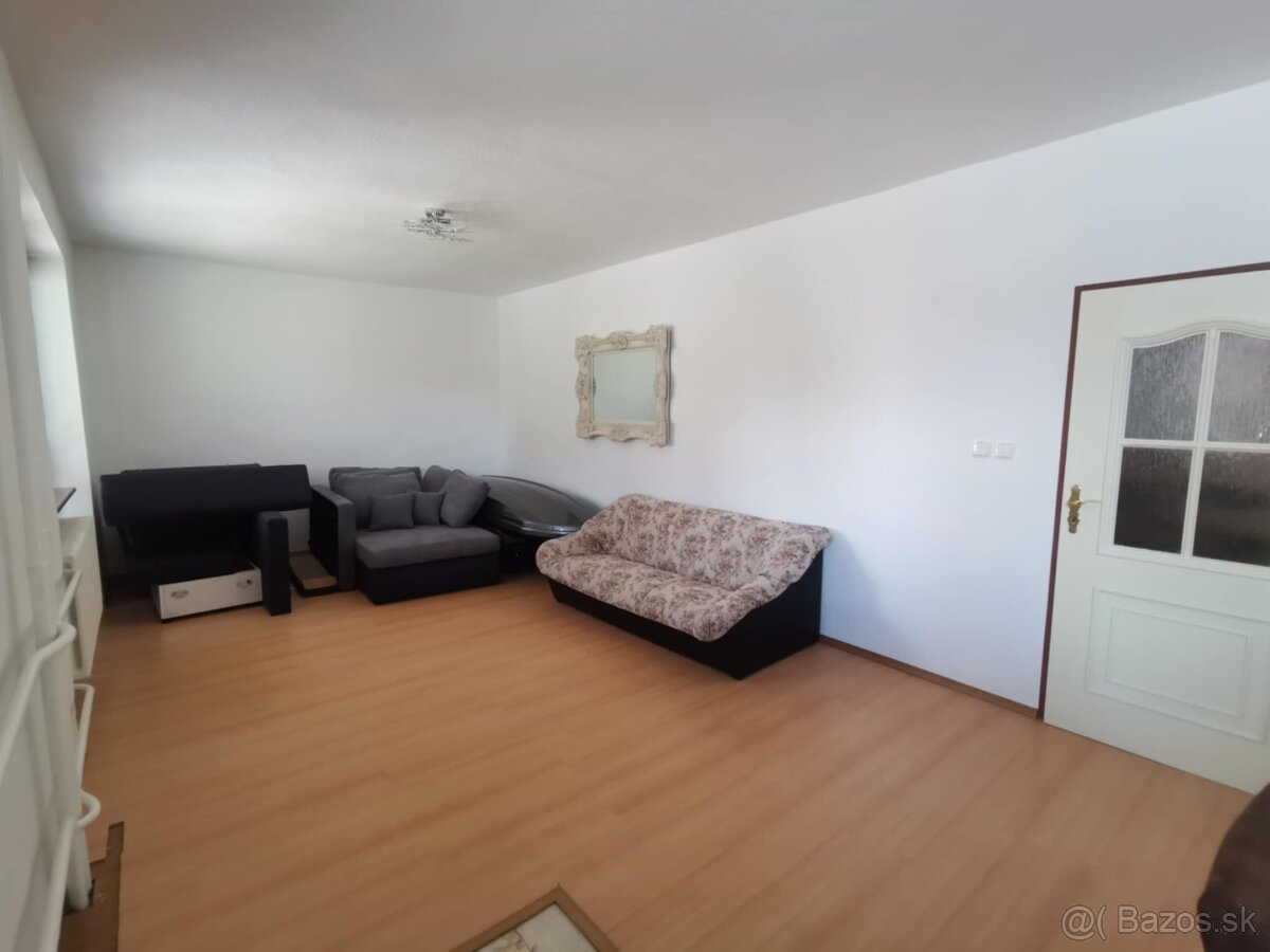 Predám rodinný dom - 9