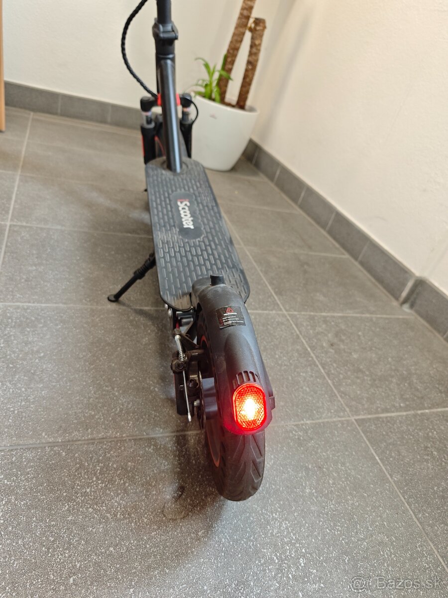 iScooter i9max - málo používaný - 9