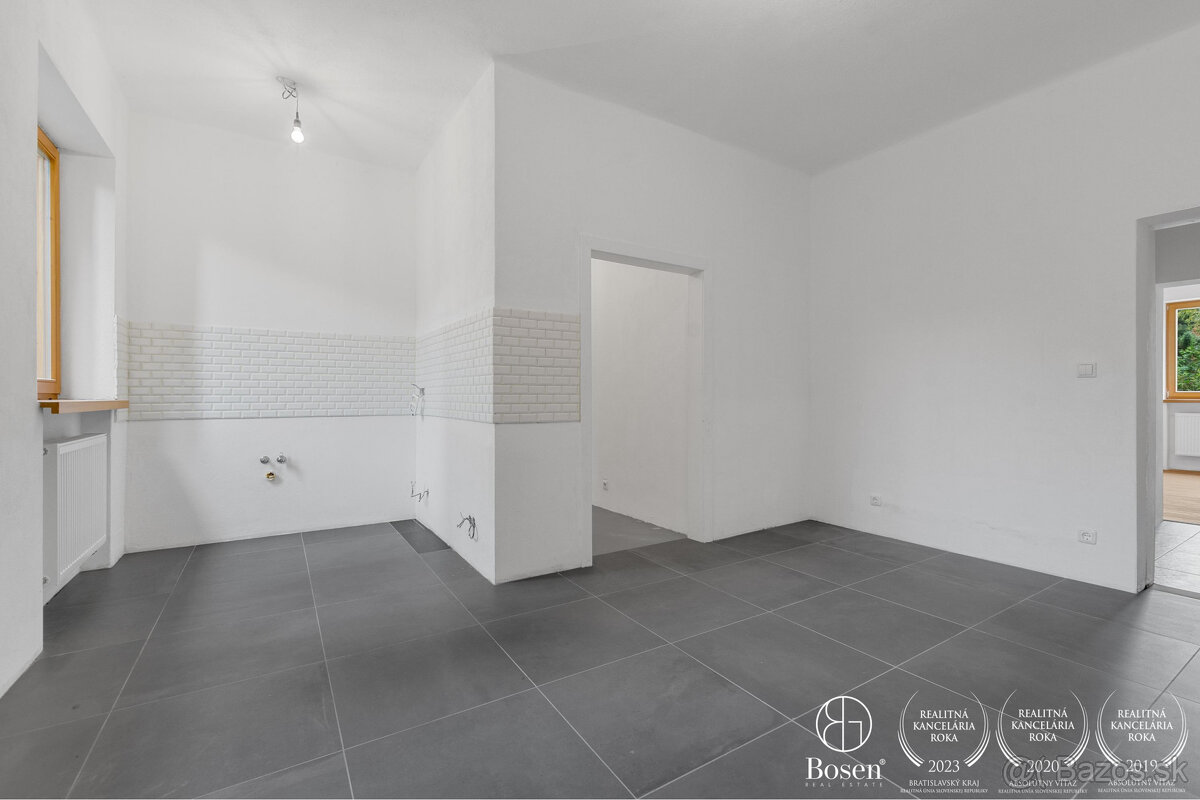 BOSEN | Veľkoplošný 4 izbový byt v obci Dobermannsdorf v Rak - 9