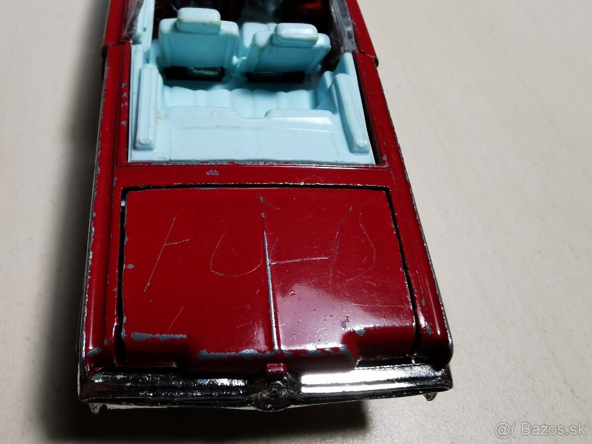 Corgi toys Chrysler Imperial - 9