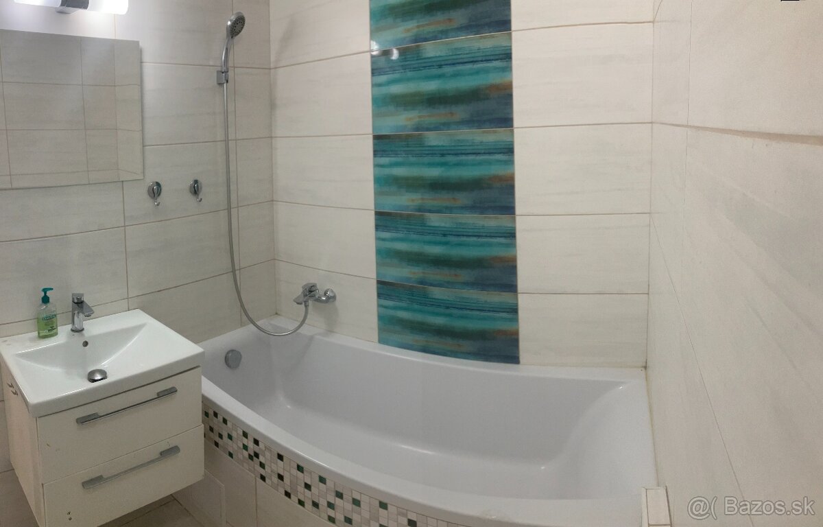 Predaj 2izbový byt Levice centrum - 9